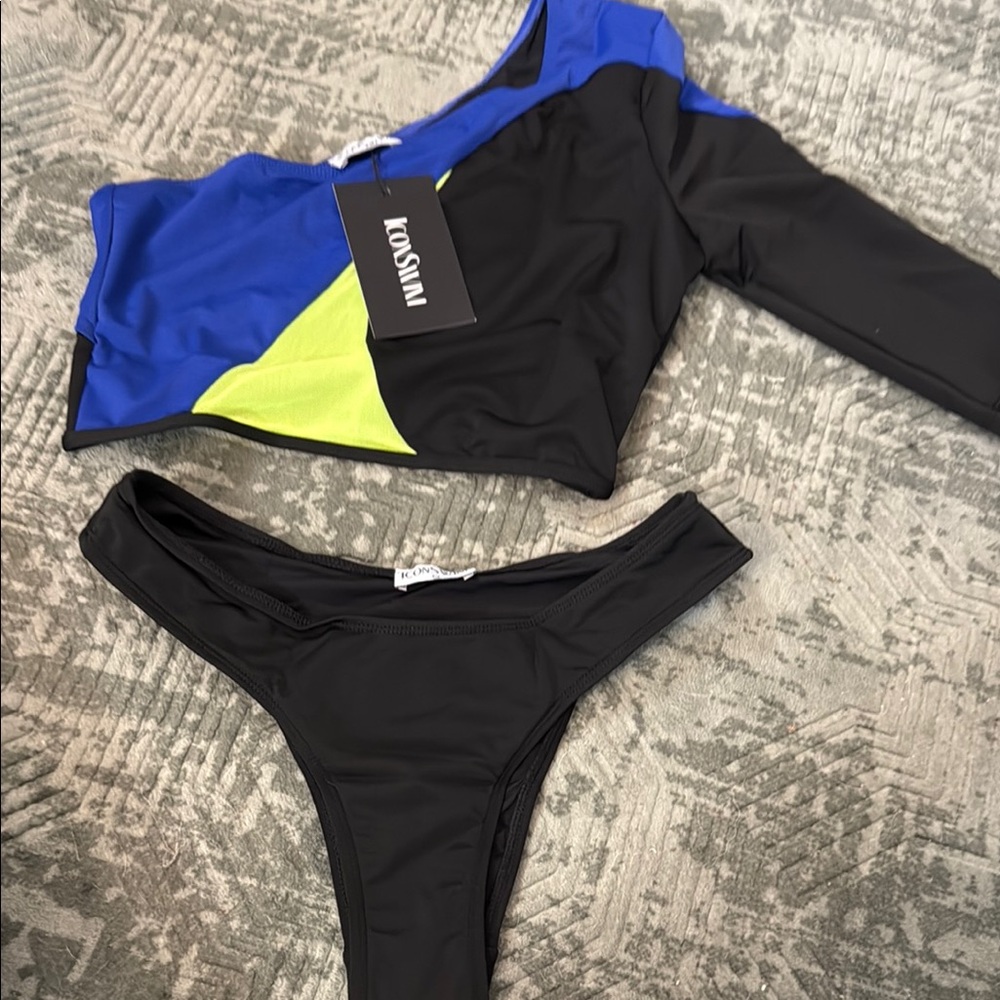 Women's Black and Blue Swim SetIvon swim S New